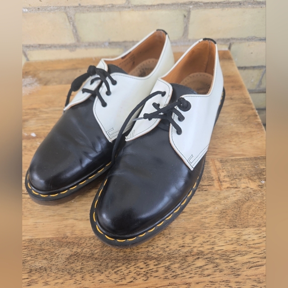 Rare Vintage Dr. Martens Derby Shoes - Picture 2 of 13